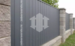 Забор из профнастила серый ral7004